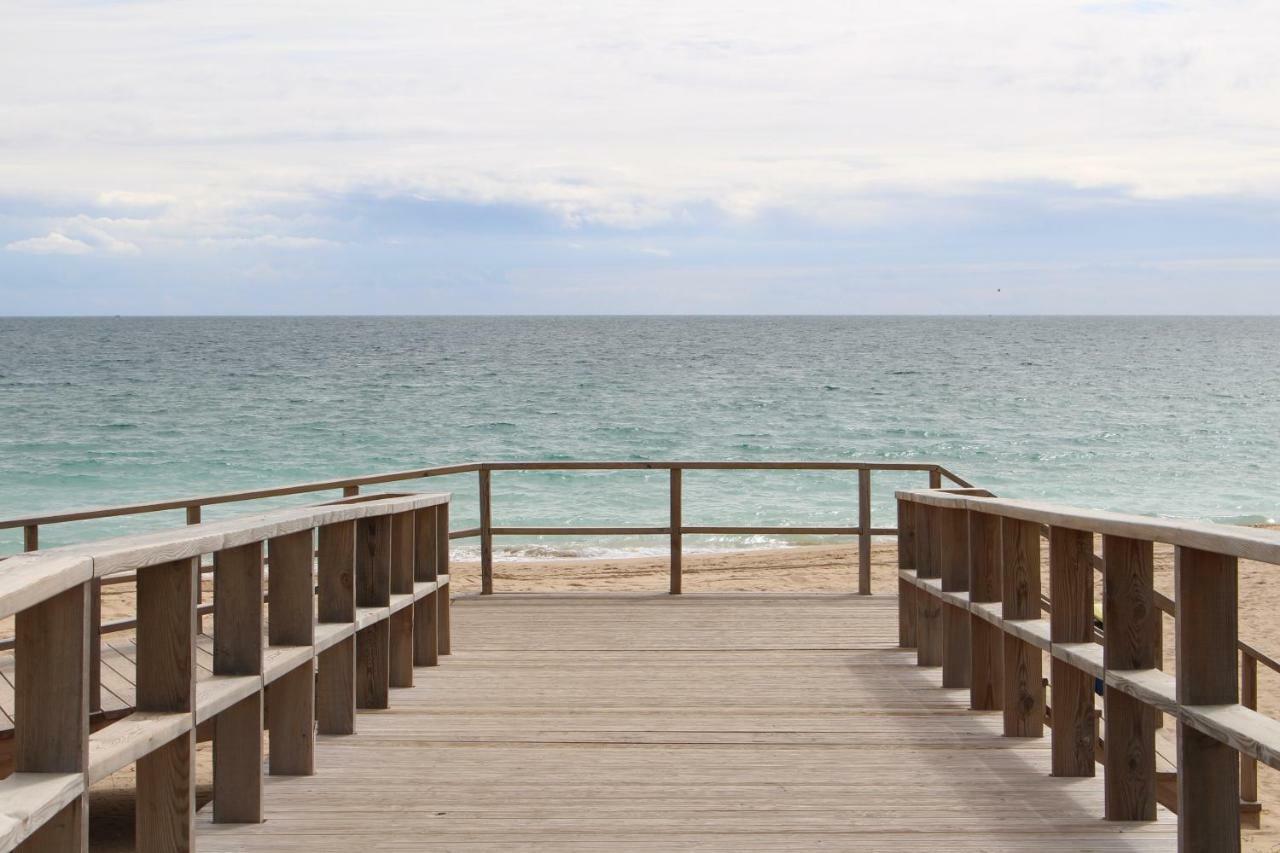 Apartamento Perto Praia, Com Piscina アルヴォル エクステリア 写真