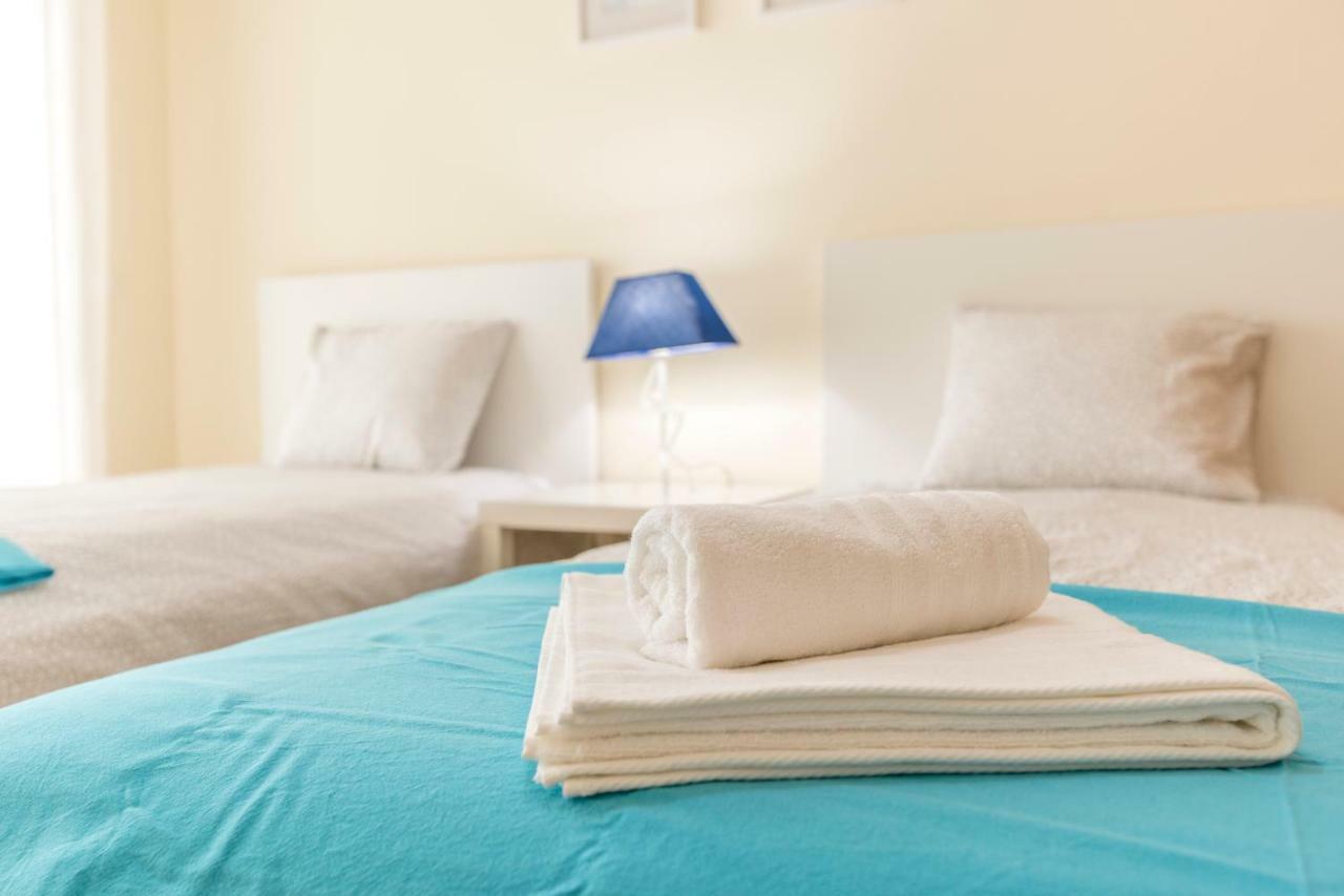 Apartamento Perto Praia, Com Piscina アルヴォル エクステリア 写真