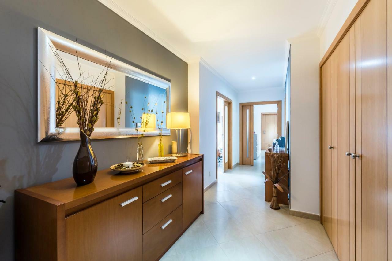 Apartamento Perto Praia, Com Piscina アルヴォル エクステリア 写真
